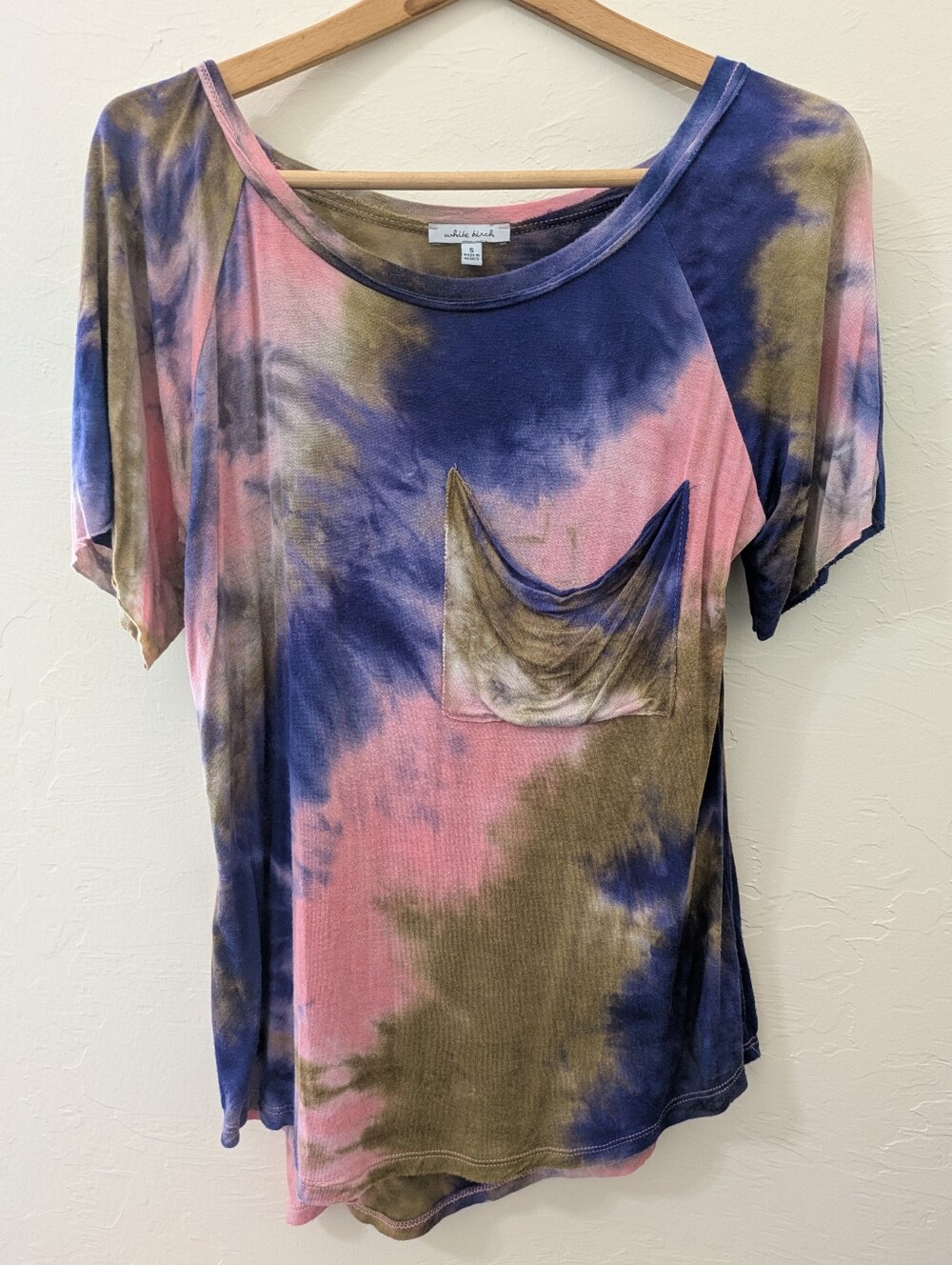 White Birch Pink, Purple & Olive Tie-Dye Pocket Tee Size Small